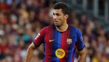 Rodri mengungkap perbedaan metode Pep Guardiola dan Hansi Flick, termasuk pola latihan gym dan pendekatan match fitness. (AP Photo/Joan Monfort)