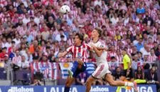 Dean Huijsen hanya mendapat hukuman satu laga usai kartu merah melawan Atletico Madrid dan masih bisa tampil di El Clasico. (AP Photo/Bernat Armangue)