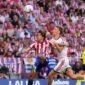 Dean Huijsen hanya mendapat hukuman satu laga usai kartu merah melawan Atletico Madrid dan masih bisa tampil di El Clasico. (AP Photo/Bernat Armangue)