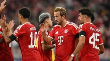 Harry Kane mencetak gol ke-150 bersama Bayern Munchen dan mencapai torehan itu lebih cepat daripada Robert Lewandowski. (Foto: AP Photo/Lennart Preiss)