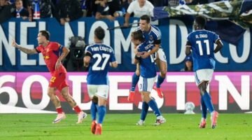 Leipzig kalah telak 1-4 dari Como pada Liga Champions 2026/2027. Raum dan Orban mengakui tim tampil buruk. ( AP Photo/Luca Bruno)