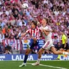 Jose Mourinho mengkritik wasit Ortiz Arias setelah Real Madrid kalah dari Atletico Madrid di Derby Madrid La Liga 2026/2027. (AP Photo/Bernat Armangue)_